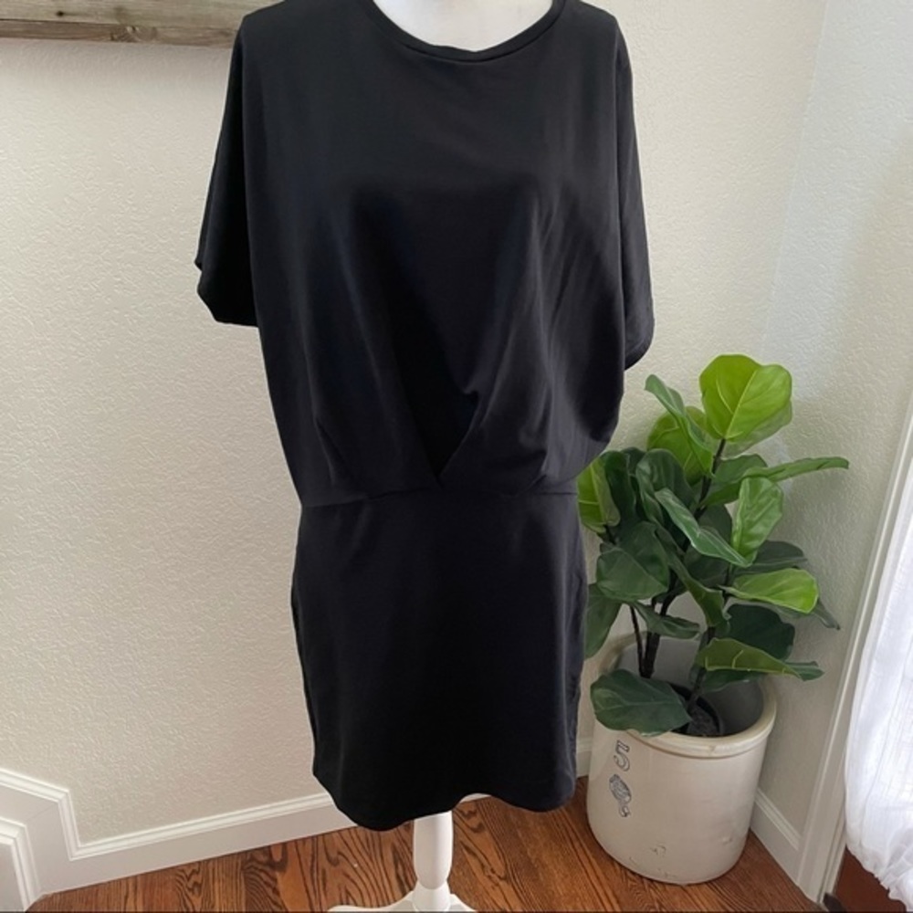 Athleta pronto pleated stretch knit dress black M